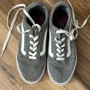 Vans Womens Size 6.5 Gray White Classic Lace Up Low Top Casual Sneakers 500714